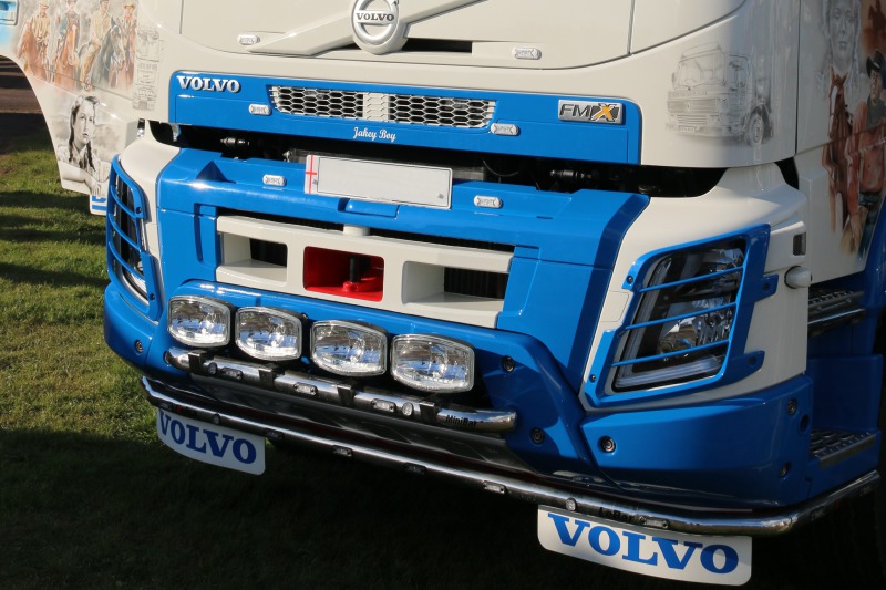 Unterfahrschutzrohr LoBar für Volvo FMX Euro 6